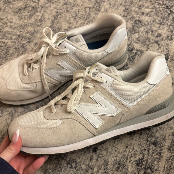 New Balance 574 - Picture 1 of 4